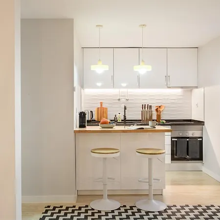 Joivy Bohemian Flat With Study Near The Centre * Lisbon