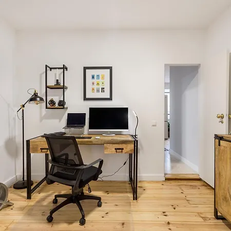 Joivy Bohemian Flat With Study Near The Centre Apartment