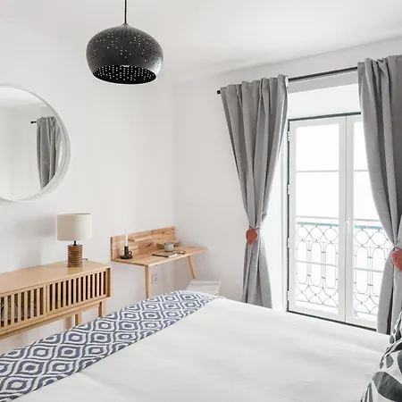 Joivy Bohemian Flat With Study Near The Centre *